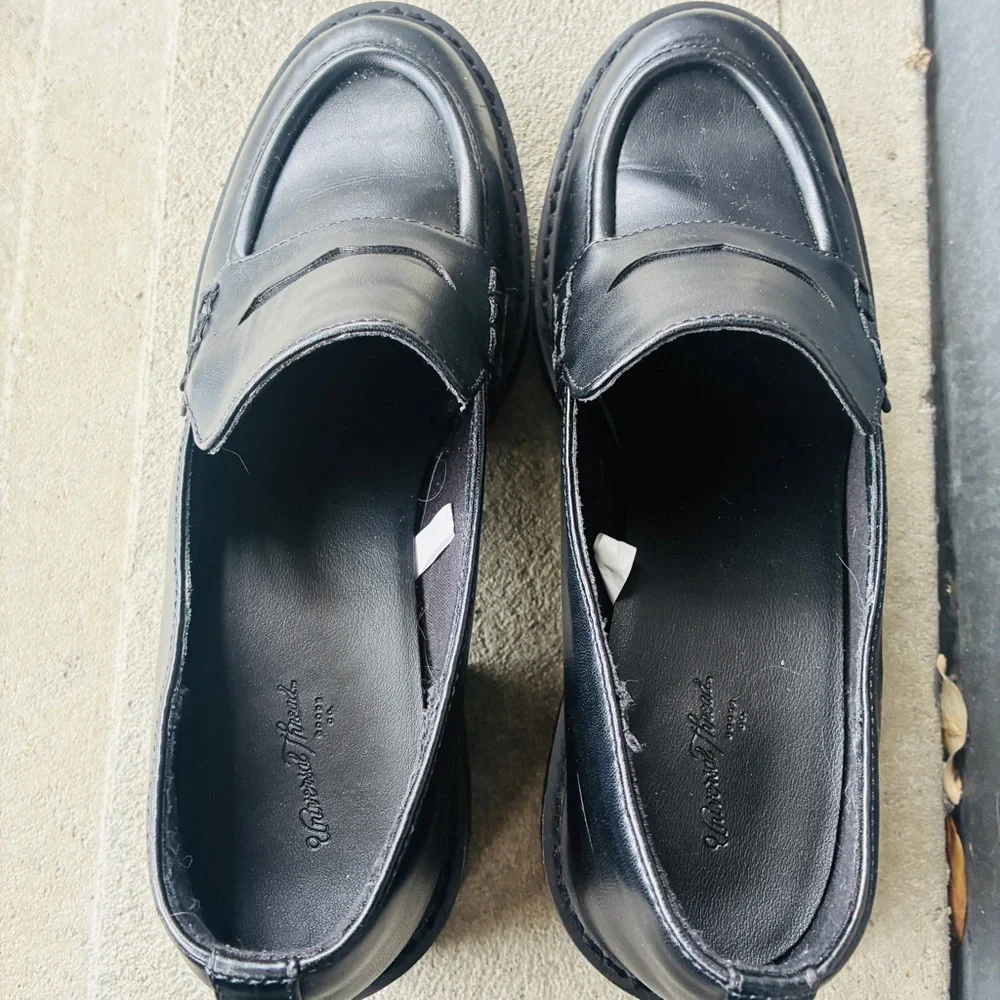 Universal Thread Women’s Maisy chunky Platform heel Black penny Loafers